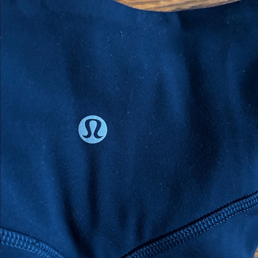 lululemon Align™ High-Rise Jogger. Yoga pants. Lounge wear. With pockets. Size 6 - Picture 4 of 12